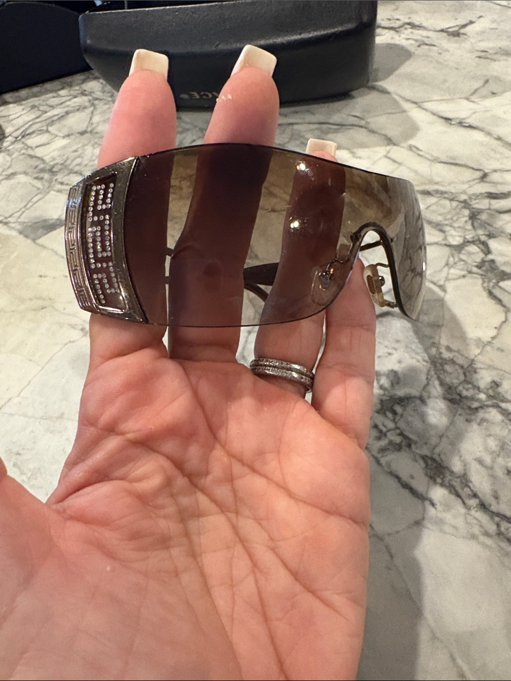 Versace Womenâs Stylish Brown Shield Sunglasses - Brown Lens